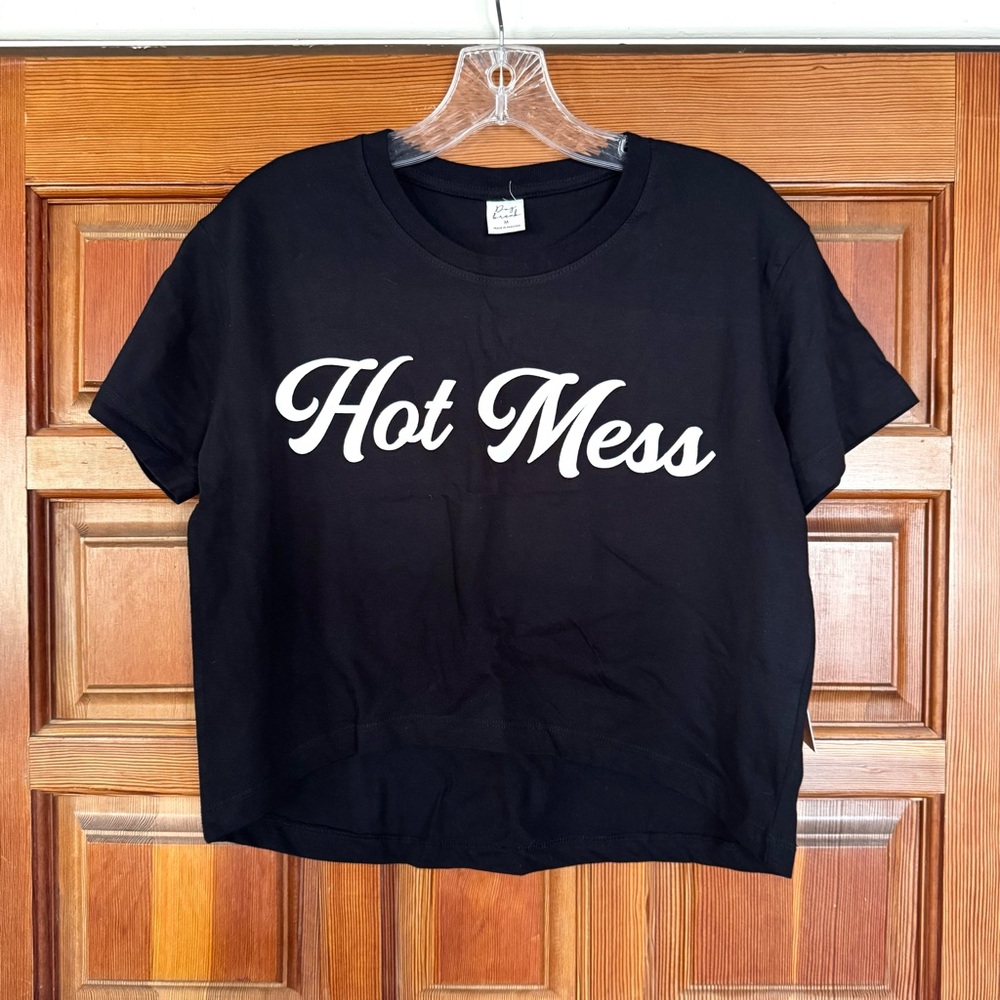 NWT Daybreak black Hot Mess graphic t-shirt M - Picture 3 of 9